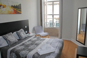 Гостиница Lunar Guest House  Atiães